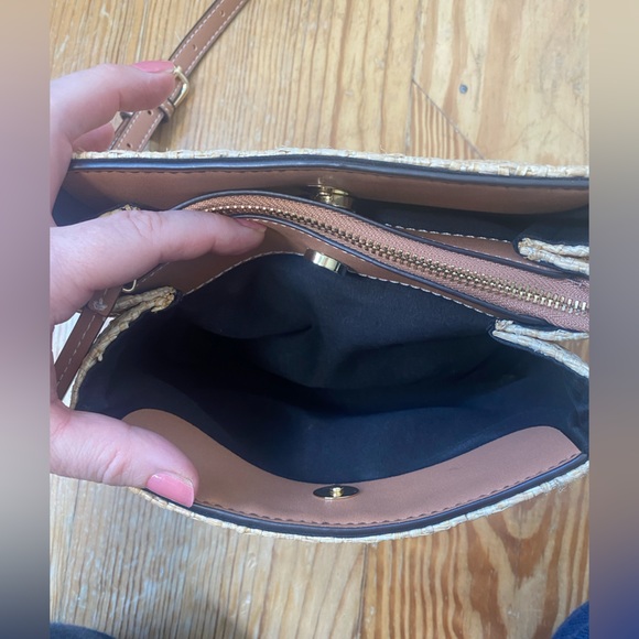 PARFOIS Basket Weave Textured Structured Sling Bag - Picture 8 of 11